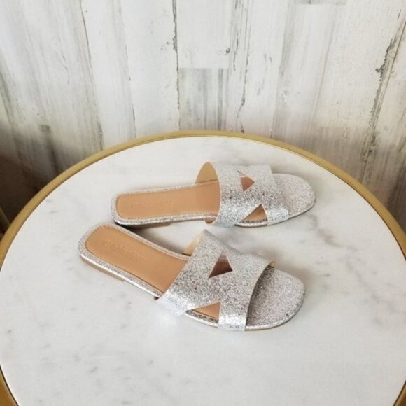 Olivia Miller Women's Night Sandals Silver Glitter - Picture 3 of 5